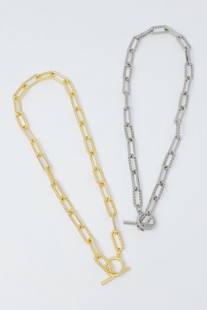 Toggle Chain Necklace