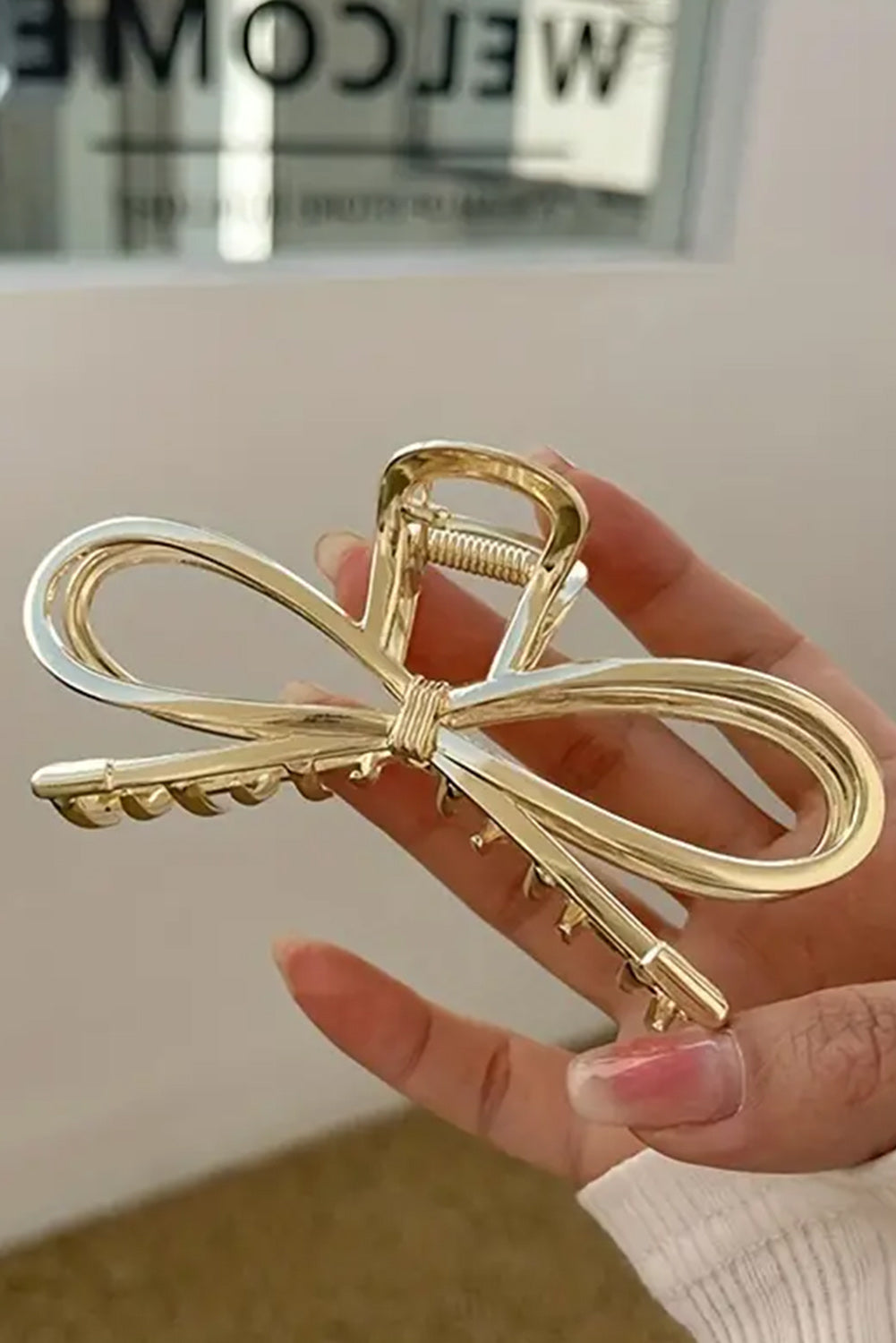 Gold Bowknot Claw Clip